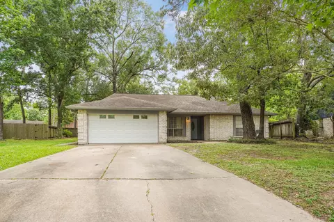 1998 Lake Creek Dr, Kingwood, TX 77339