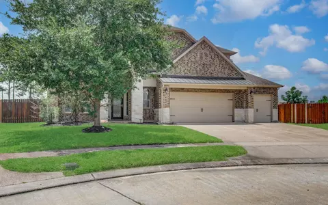 Exterior - 24503 Rossmore Hill Ct, Spring, TX 77389 photo 3 of 7