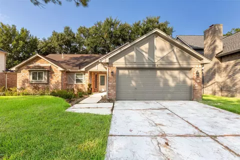 1019 Sugar Mountain Ct, Sugar Land, TX 77498