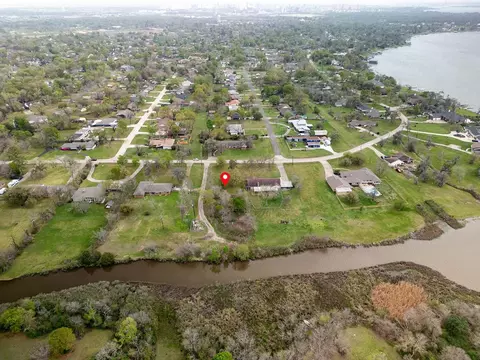 0 N Burnett Dr, Baytown, TX 77520