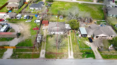 6109 Hertford St, Houston, TX 77048