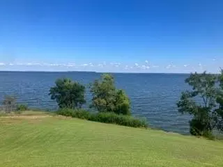 801 Camilla Lake Rd, Coldspring, TX 77331