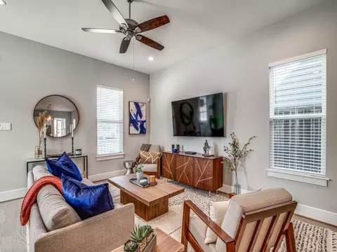 Living - 43 Red Harper Dr, Spring, TX 77389 photo 2 of 2
