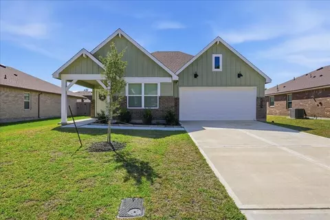 6575 Alexis St, Beaumont, TX 77708