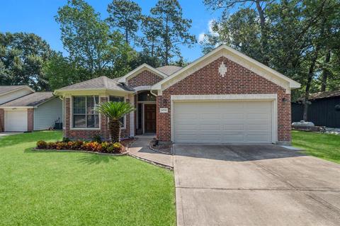 10718 Longleaf Dr, Conroe, TX 77385 photo 1