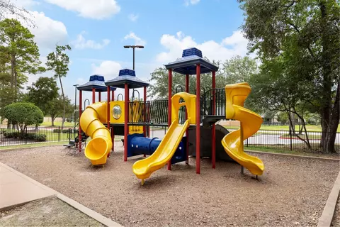 View/Area - 29907 Adobe Falls Dr, Spring, TX 77386 photo 5 of 7