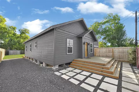 3412 Simmons St, Houston, TX 77004