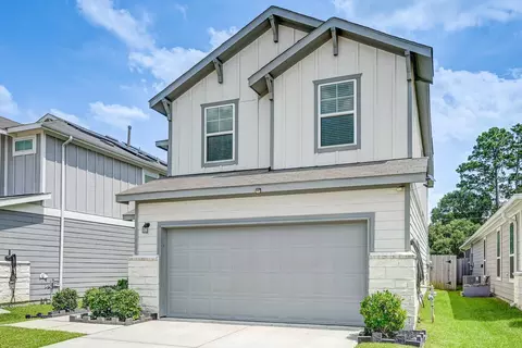 Exterior - 5530 Broad Spruce St, Spring, TX 77373 photo 5 of 12
