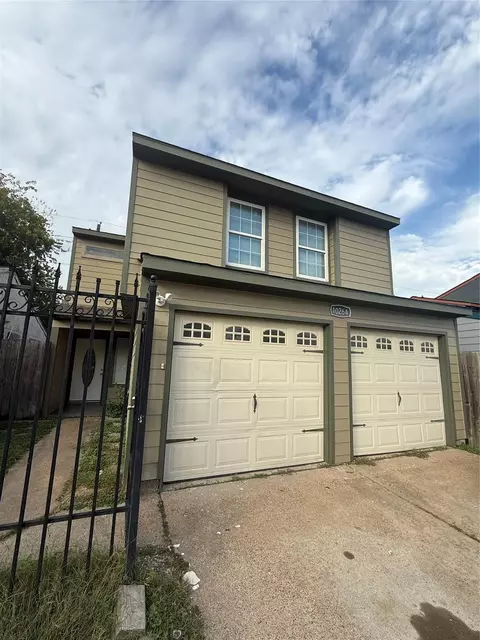 10264 Bridgeland Ln, Houston, TX 77041