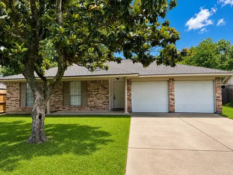 10311 Mountain Park Dr, Houston, TX 77086