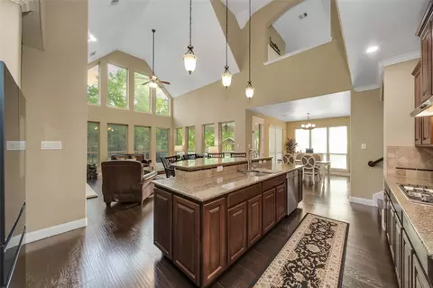 Entry Way - 5 Copper Cv, Conroe, TX 77304 photo 4 of 8
