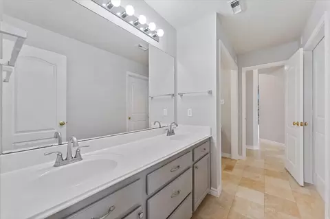 Bath - 29823 Spring Terrace Dr, Spring, TX 77386 photo 1 of 6