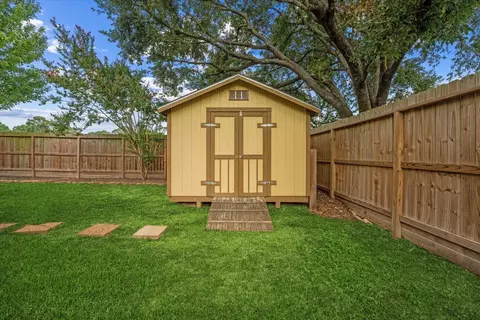 Exterior - 29823 Spring Terrace Dr, Spring, TX 77386 photo 8 of 8