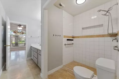 Bath - 29823 Spring Terrace Dr, Spring, TX 77386 photo 2 of 6