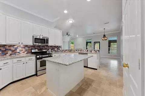 Kitchen - 29823 Spring Terrace Dr, Spring, TX 77386 photo 3 of 5