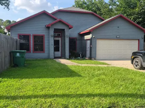 8161 Snowden St, Houston, TX 77028