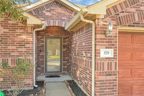 379 Henry St, Alvin, TX 77511