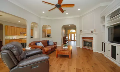 Living - 20110 Stormy Pine Ln, Spring, TX 77379 photo 3 of 5