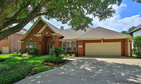 Exterior - 20110 Stormy Pine Ln, Spring, TX 77379 photo 3 of 11