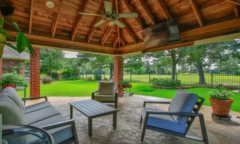 Exterior - 20110 Stormy Pine Ln, Spring, TX 77379 photo 4 of 11