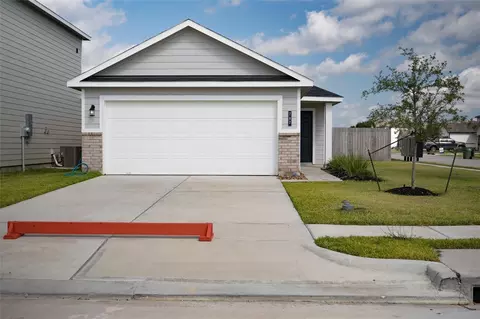 787 Westpointe Dr, Dayton, TX 77535
