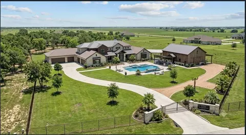 2701 Mazen Rd, Rosenberg, TX 77471
