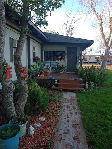 6004 Pine St, Brazoria, TX 77422
