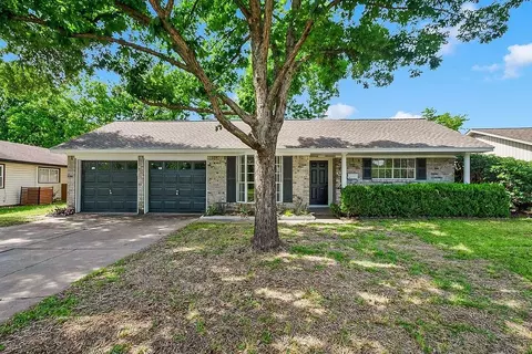 5514 Chantilly Ln, Houston, TX 77092