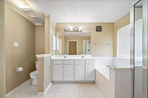 Bath - 17110 Ginger Fields Ln, Tomball, TX 77377 photo 1 of 1