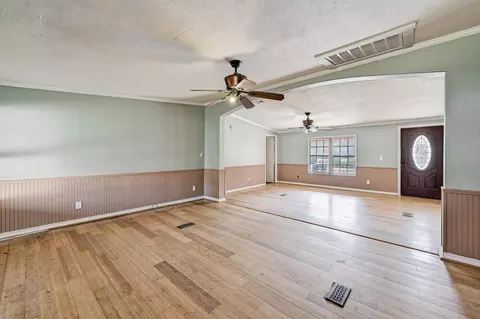 Living - 858 Big Hawg Dr, Trinity, TX 75862 photo 4 of 7