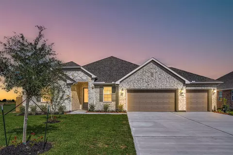 12019 Old Fashion Cir, Mont Belvieu, TX 77535