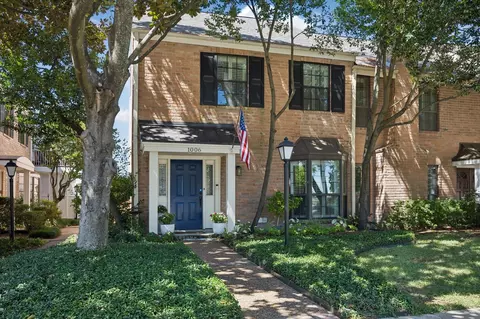1006 Augusta Dr #123, Houston, TX 77057