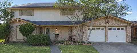 204 Trinity Dr, Portland, TX 78374