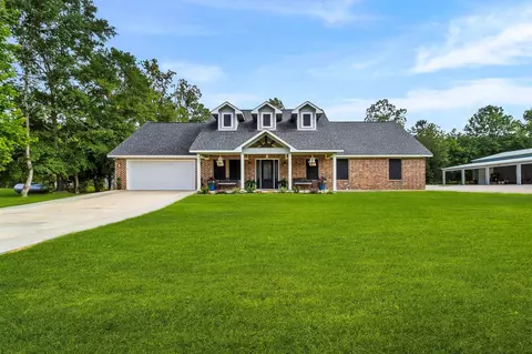 145 Johnson Dr, Livingston, TX 77351