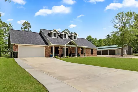 145 Johnson Dr, Livingston, TX 77351