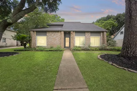 8151 Silent Cedars Dr, Houston, TX 77095