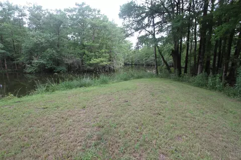 23 Artesian Ave, Cleveland, TX 77327