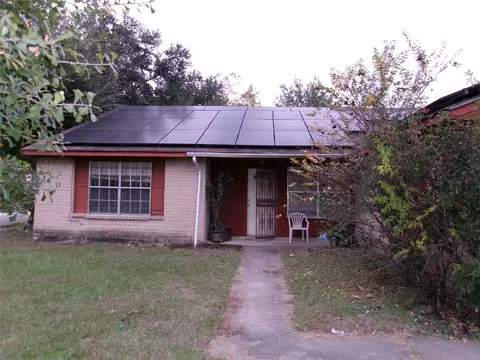 3250 Walhalla Dr, Houston, TX 77066