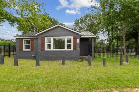 507 Silverdale Dr, Conroe, TX 77301 photo 1