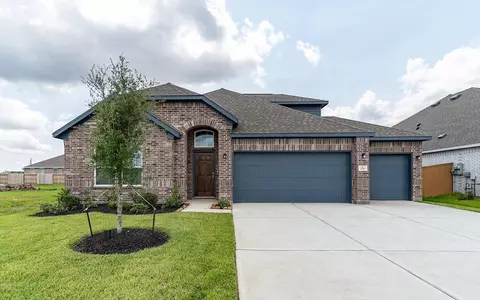 2710 Jasper Oaks Dr, Iowa Colony, TX 77583