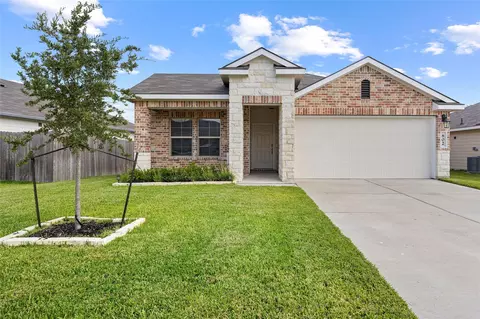802 Legrand St, Brenham, TX 77833