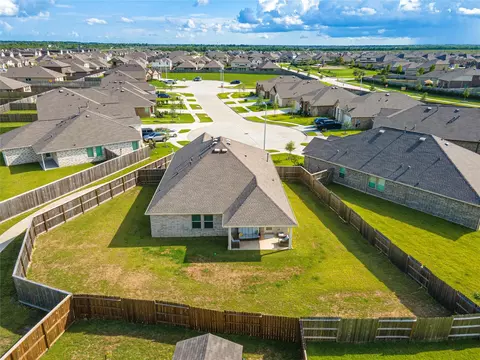 2609 Furbeck Ridge Dr, League City, TX 77573