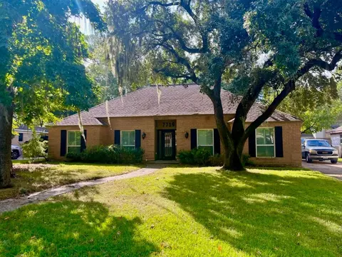 7719 Bideford Ln, Houston, TX 77070