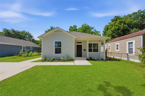 424 5th Ave N, Texas City, TX 77590