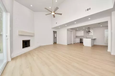 7227 Cabrina Ln, Houston, TX 77083