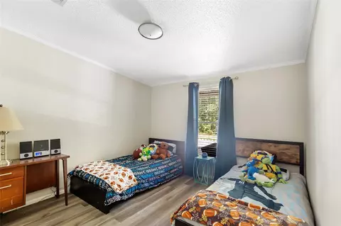 Bedroom - 29430 E Irvin Rd, Huffman, TX 77336 photo 1 of 4