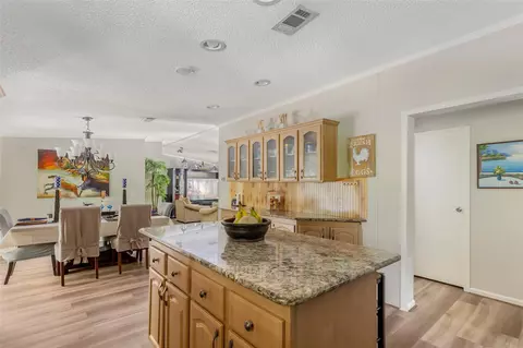Kitchen - 29430 E Irvin Rd, Huffman, TX 77336 photo 4 of 4