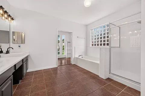 Bath - 17435 Memorial Crest Dr, Spring, TX 77379 photo 1 of 6