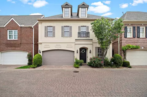 1229 Ripple Creek Dr, Houston, TX 77057