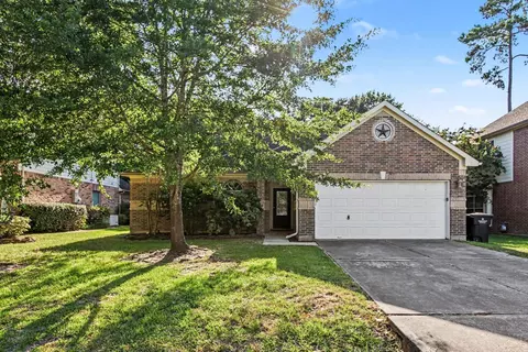 28715 Hidden Cove Dr, Magnolia, TX 77354